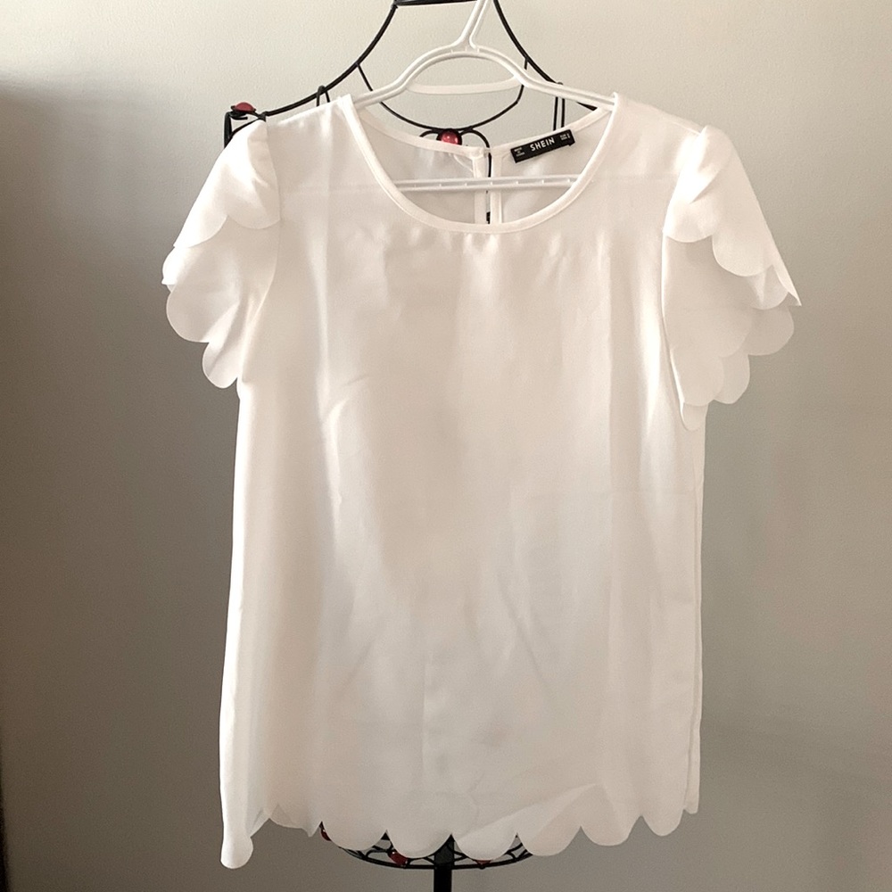 SHEIN | Scallop Blouse
